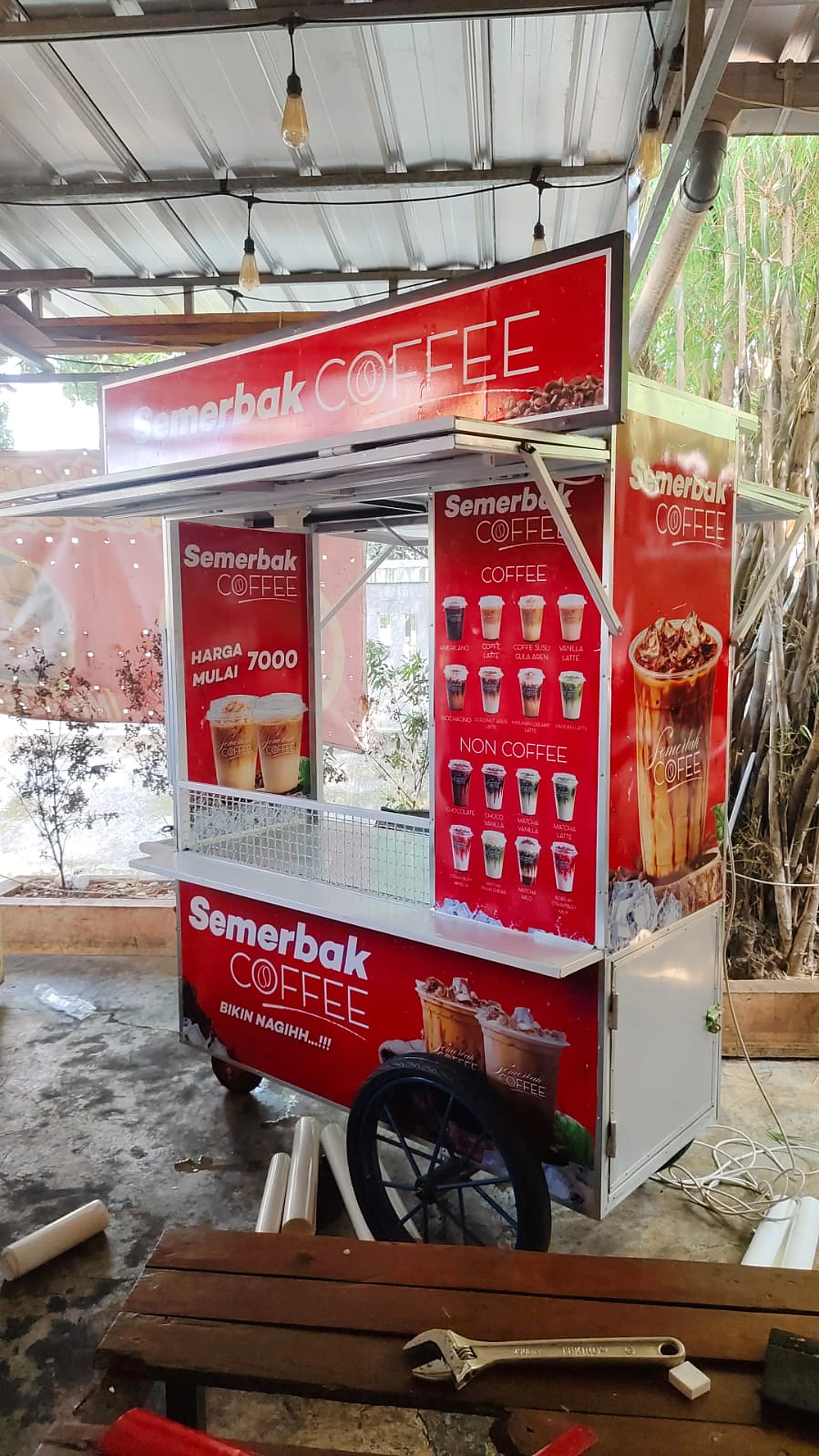 Booth interior Semerbak Kopie